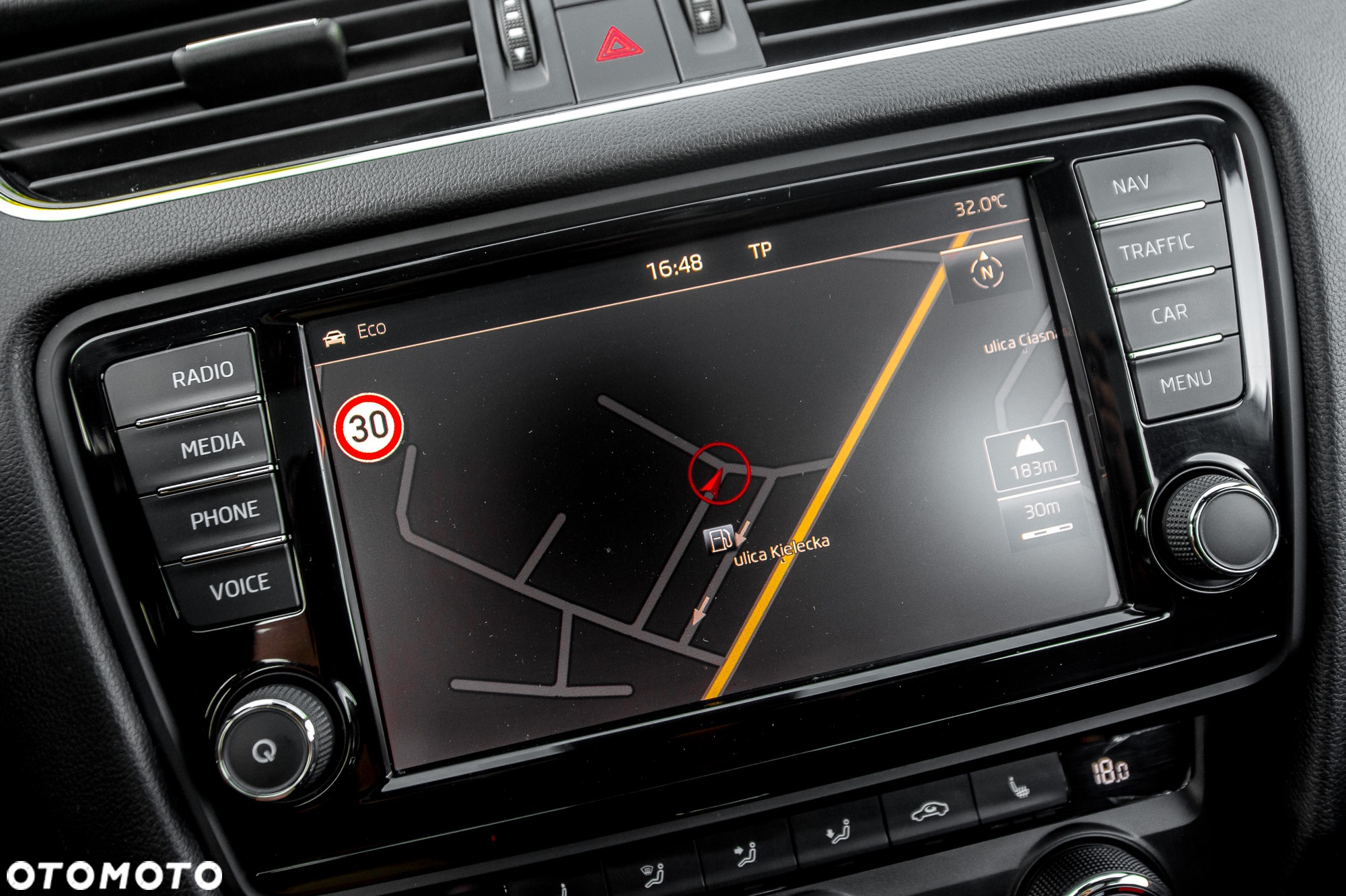 Skoda Octavia 2.0 TSI RS DSG - 25