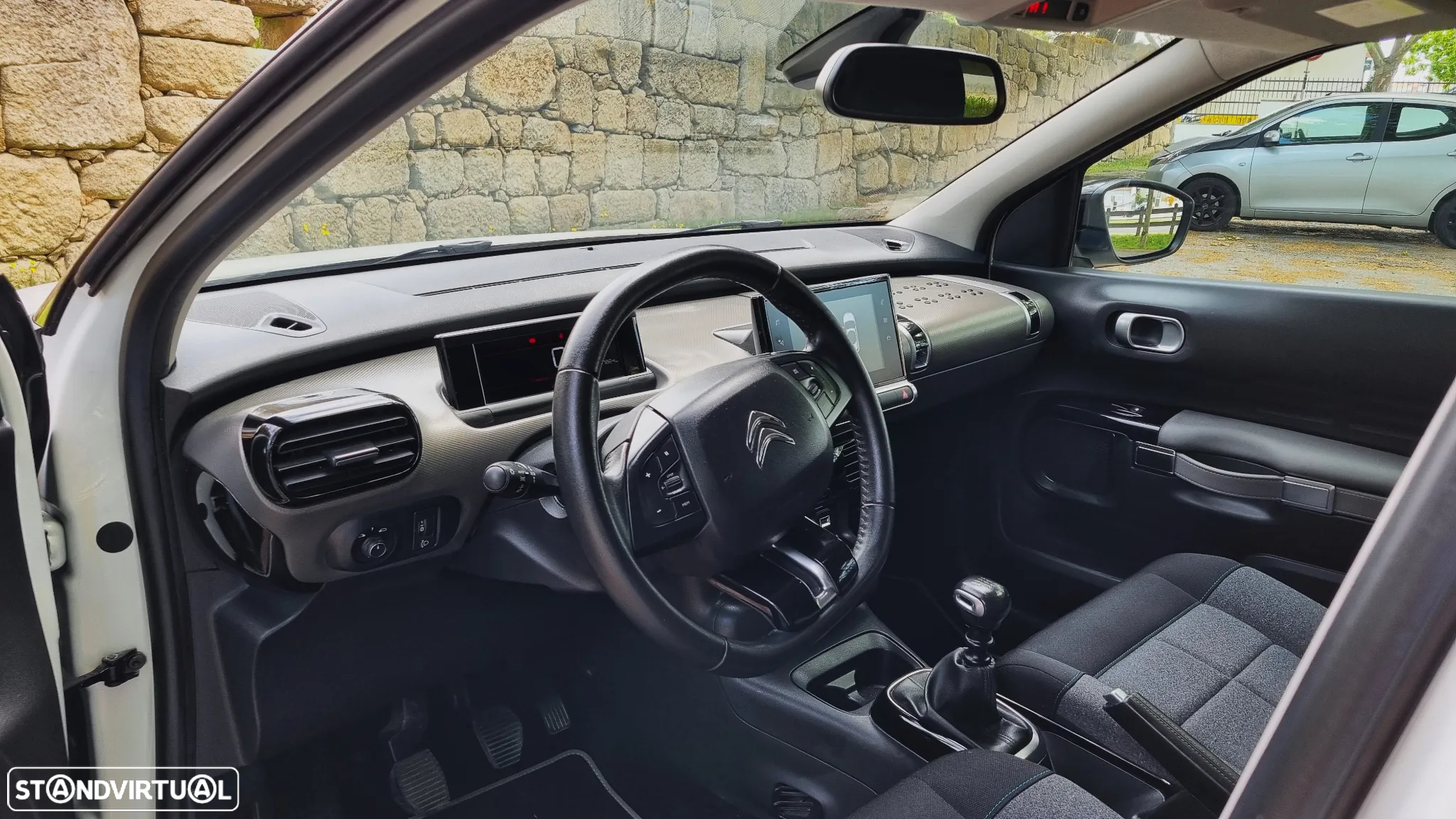 Citroën C4 Cactus 1.2 PureTech Feel Business - 15