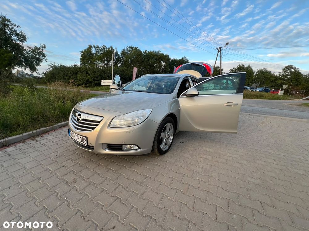 Opel Insignia - 22