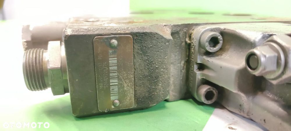 Sekcja rozdzielacza G842960200031 Zawór sterujący EHR G842960200033 Fendt 936 S4 - 9