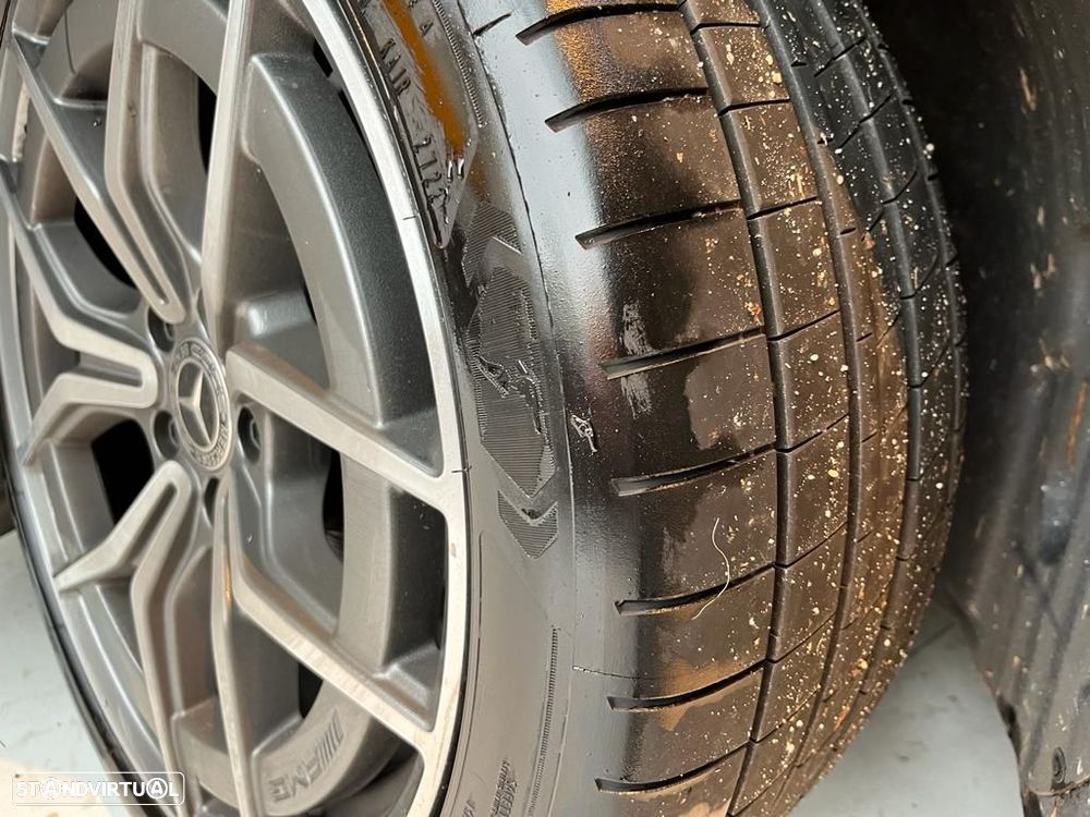 Mercedes-Benz E 220 - 11