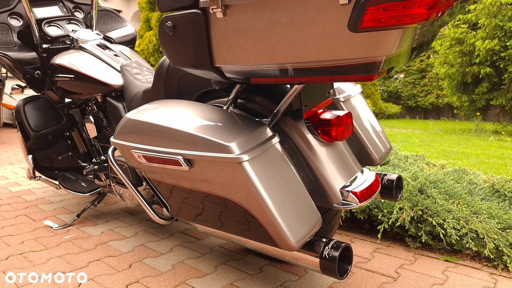 Harley-Davidson Touring Road Glide - 18