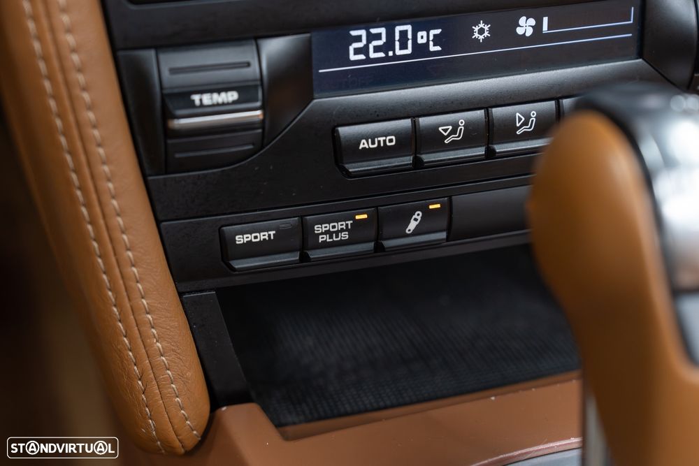 Porsche 911 (997) Carrera 4 S PDK - 34