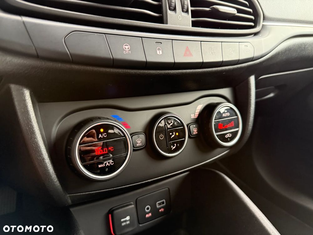 Fiat Tipo 1.6 MultiJet DCT Business Line - 35
