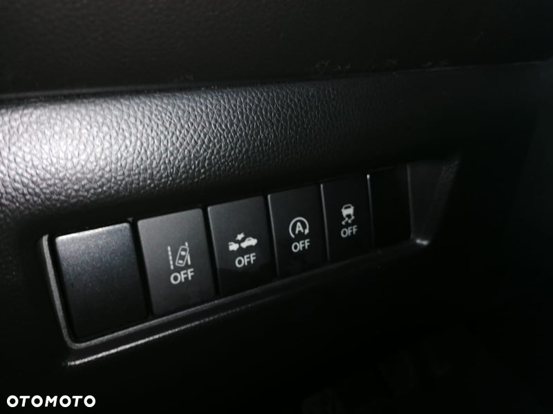 Suzuki Swift 1.0 Boosterjet (SHVS) Hybrid Comfort+ - 13