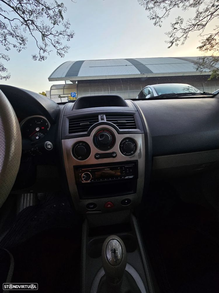 Renault Mégane Break 1.9 dTi Authentic - 7