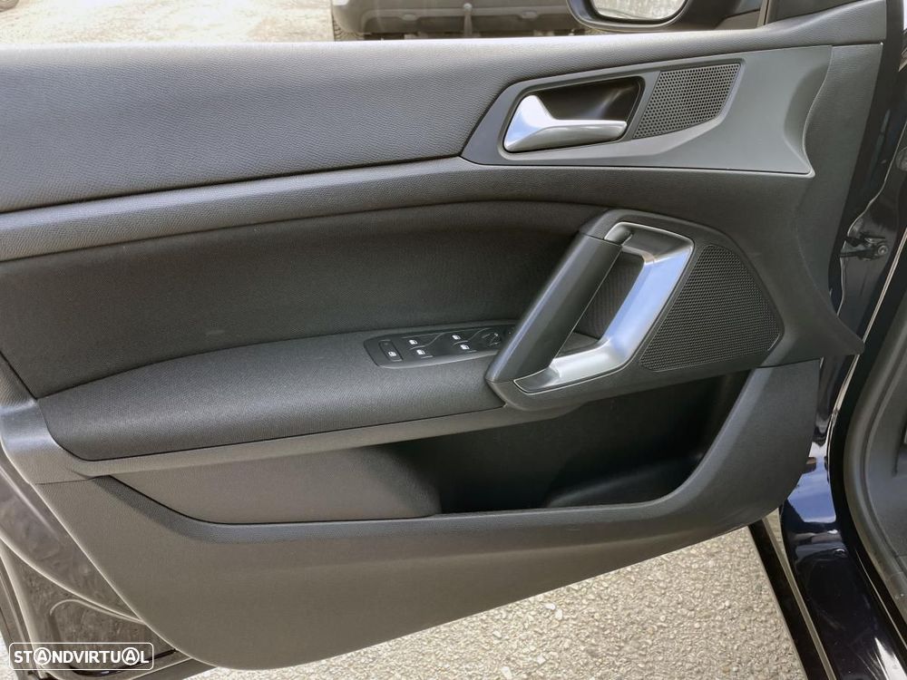 Peugeot 308 1.6 BlueHDi Style - 10