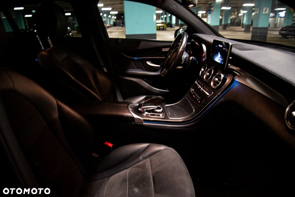 Mercedes-Benz GLC - 9