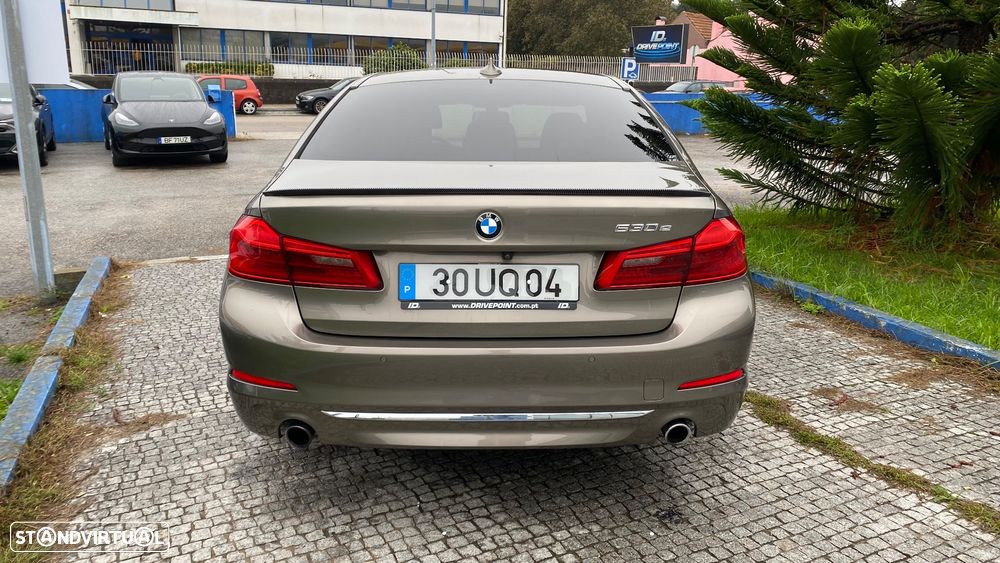 BMW 530 e iPerformance Line Luxury - 7