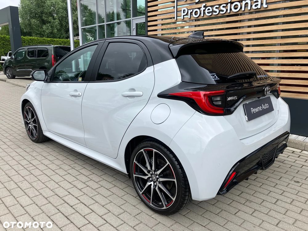 Toyota Yaris Hybrid 1.5 GR Sport - 5
