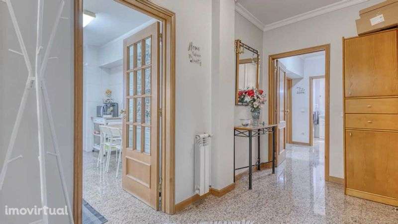 Apartamento T2 em Maia - Grande imagem: 2/12