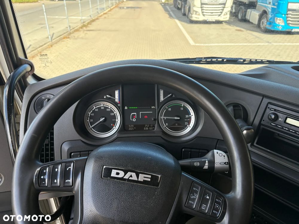 DAF XF 460, 106 - 3