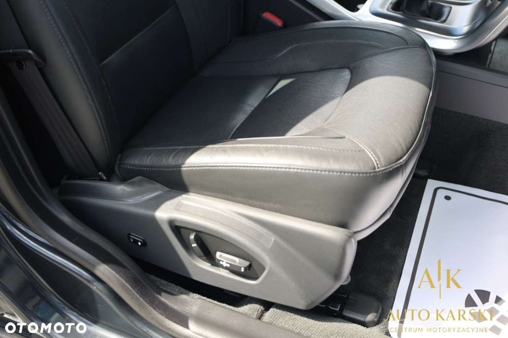 Volvo V70 - 36