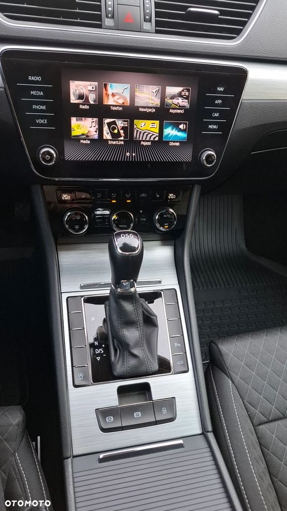 Skoda Superb 2.0 TDI SCR Sportline DSG - 26