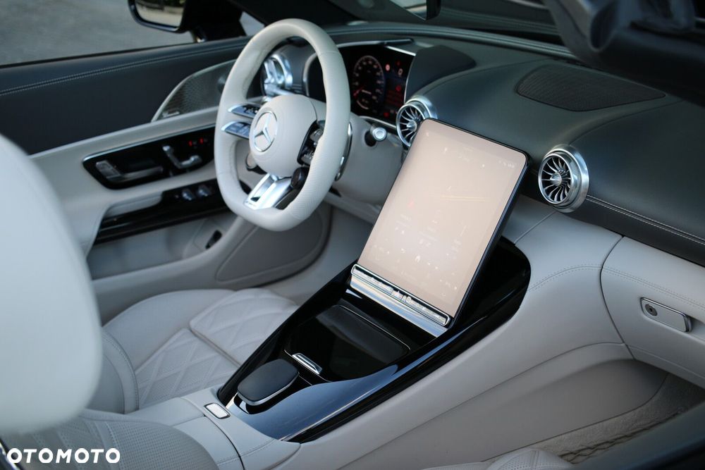 Mercedes-Benz SL - 29