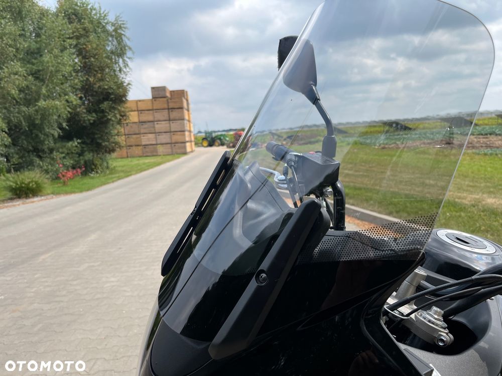 Suzuki V-STROM - 13