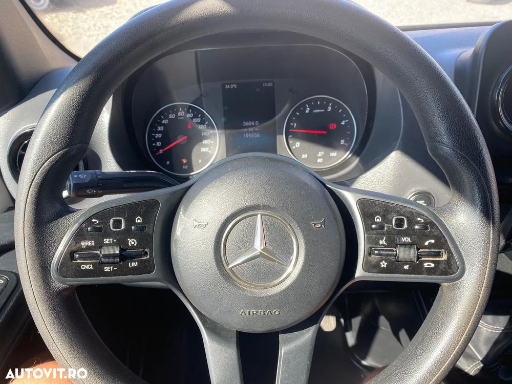 Mercedes-Benz SPRINTER - 22