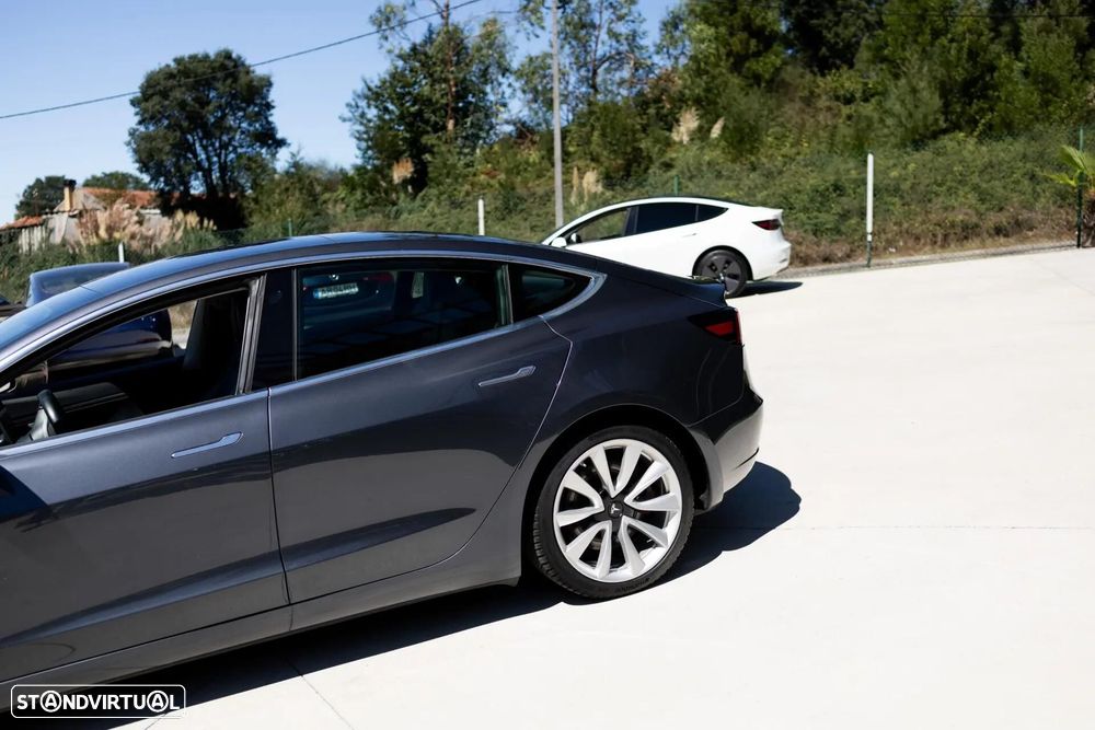 Tesla Model 3 Long-Range Dual Motor AWD - 15