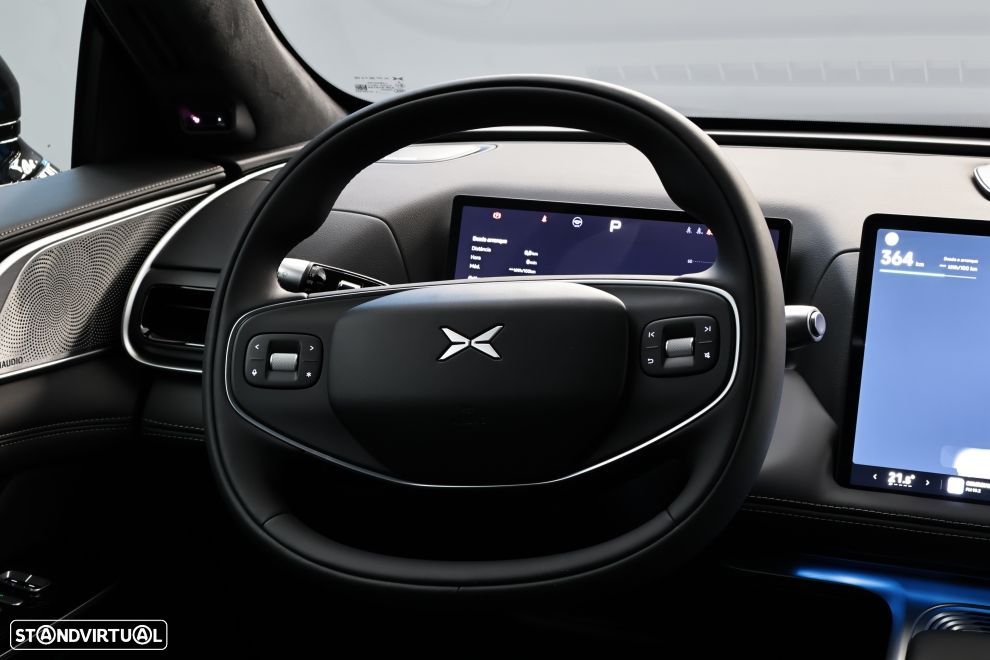 Xpeng G9 93.1 kWh AWD Performance - 33