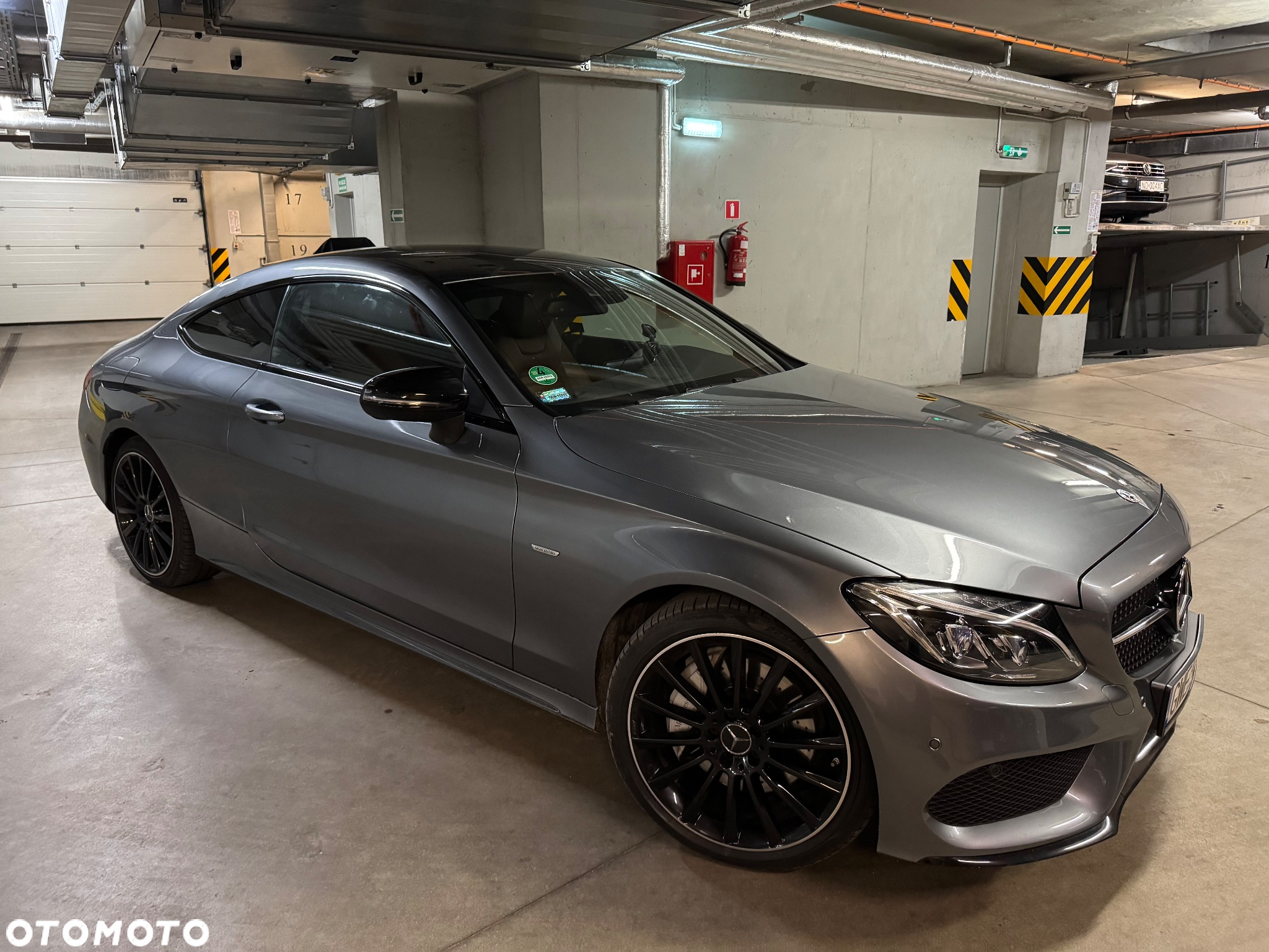 Mercedes-Benz Klasa C 300 9G-TRONIC - 6