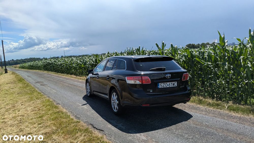 Toyota Avensis 2.0 D-4D Sol plus - 5