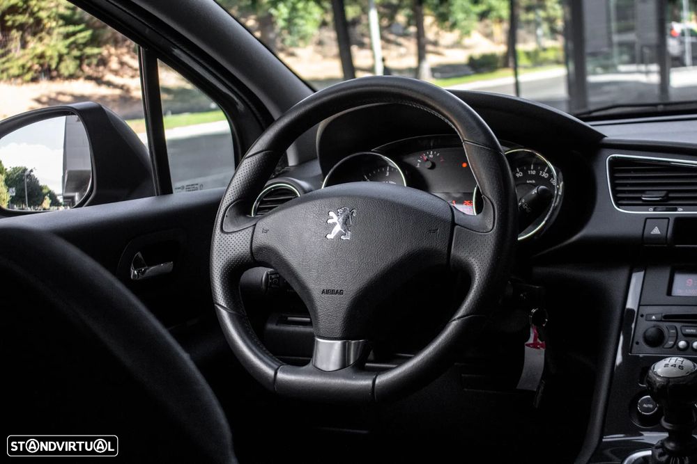 Peugeot 3008 1.6 HDi Style - 28