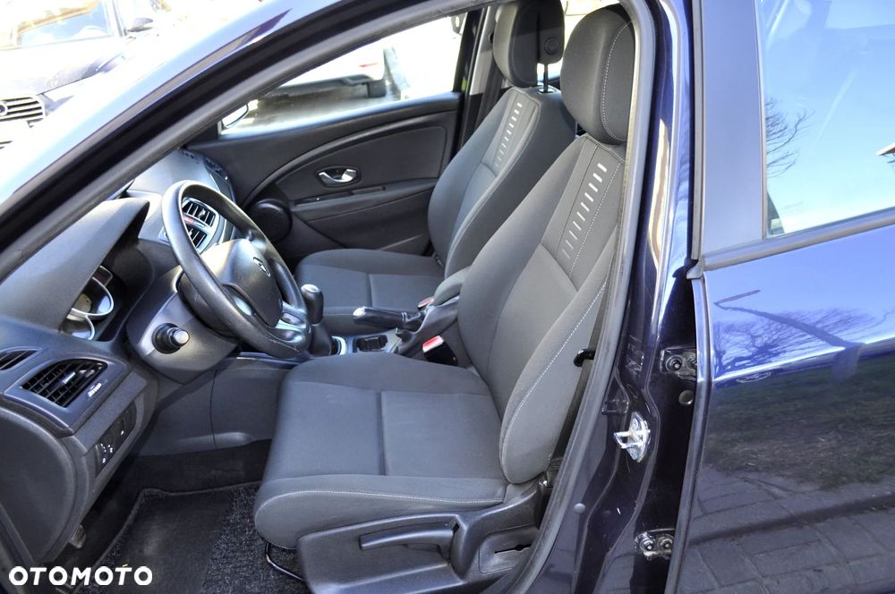 Renault Megane 1.6 16V 100 Authentique - 17