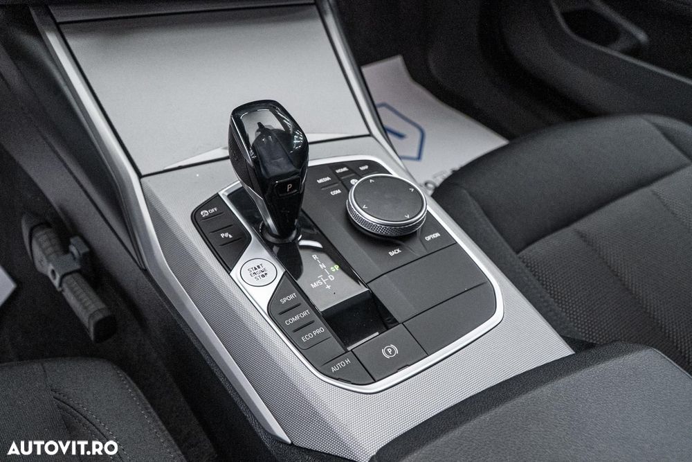 BMW Seria 3 316d Aut. Sport Line - 24