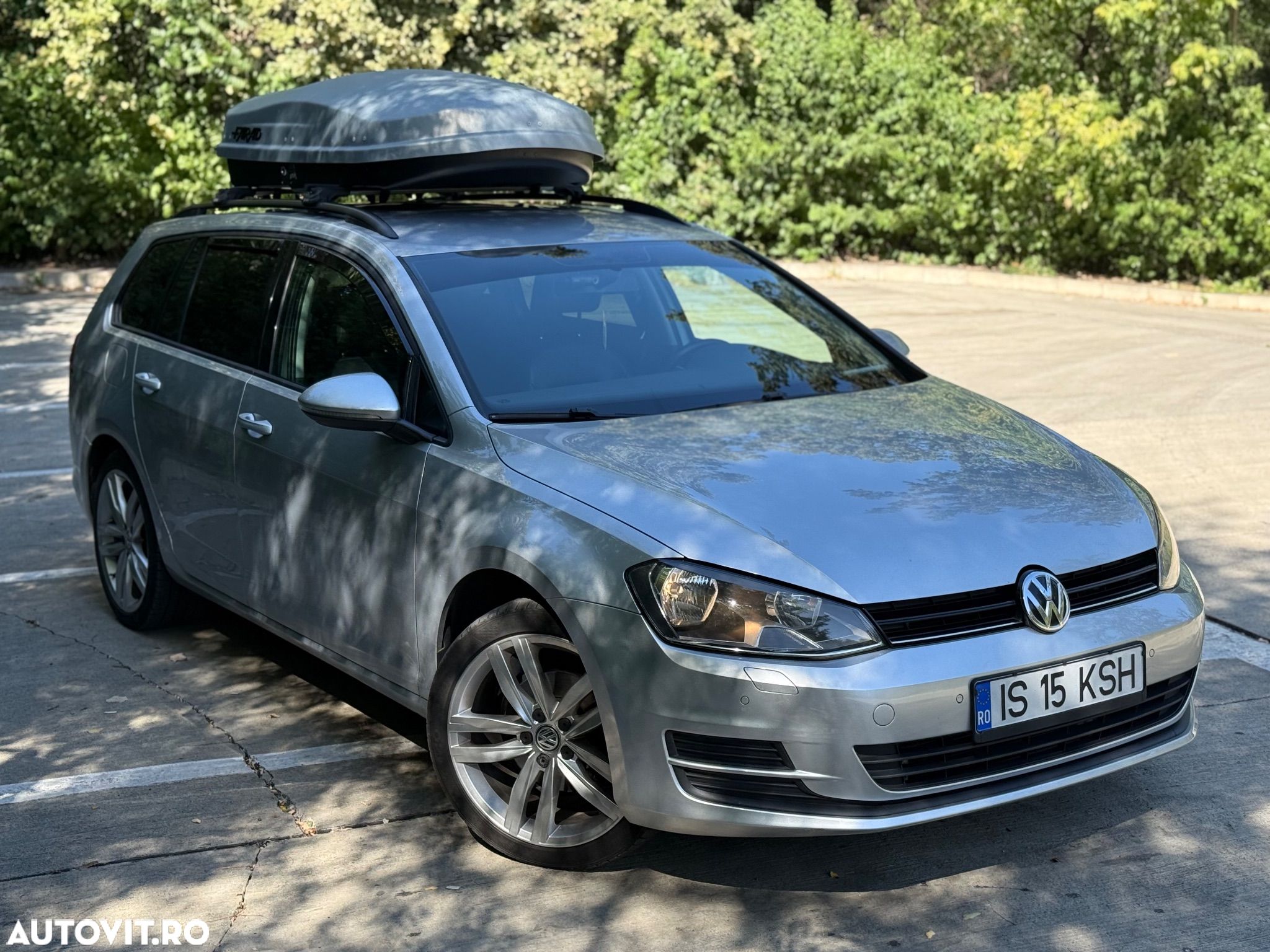 Volkswagen Golf 2.0 BlueTDI DSG Comfortline - 1