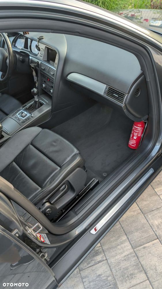 Audi A6 Avant - 18