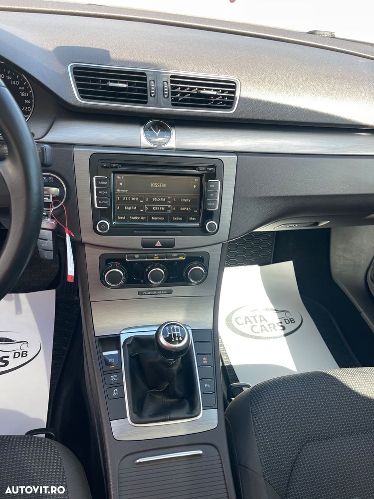 Volkswagen Passat 2.0 TDI BlueMotion Technology Comfortline - 33