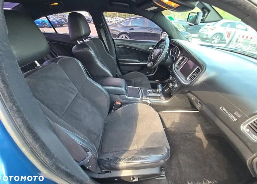 Dodge Charger 3.6 GT - 9