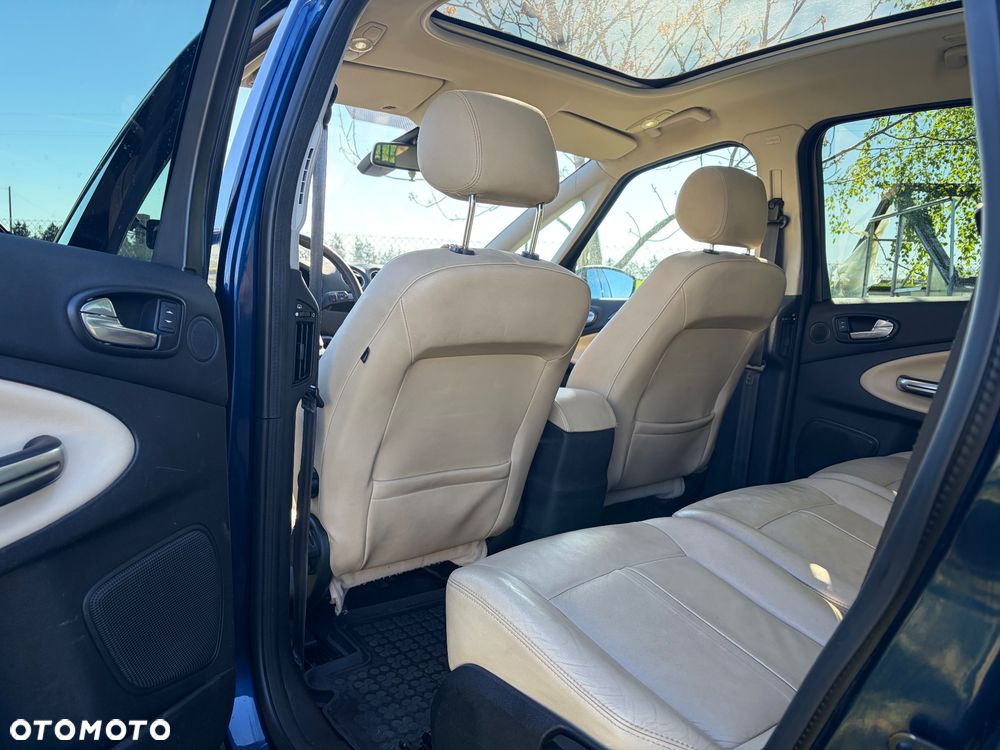 Ford S-Max 2.0 TDCi DPF Platinium X - 27