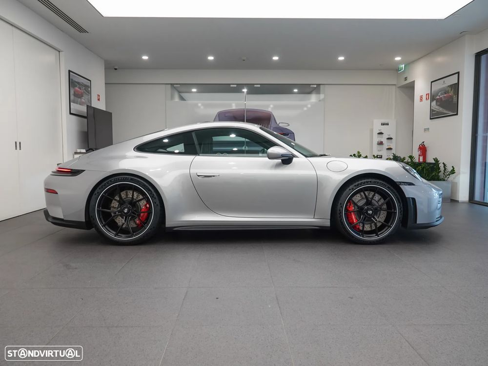 Porsche 911 (992) GT3 Touring Package PDK - 15