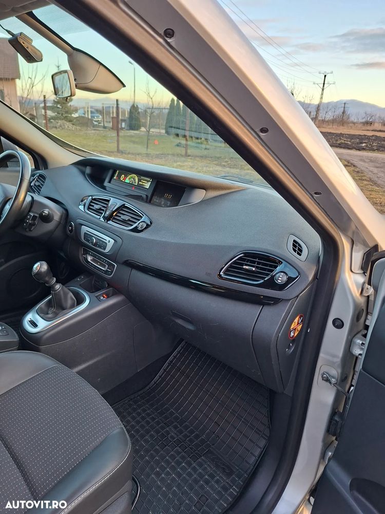 Renault Grand Scenic ENERGY dCi 110 LIMITED - 13