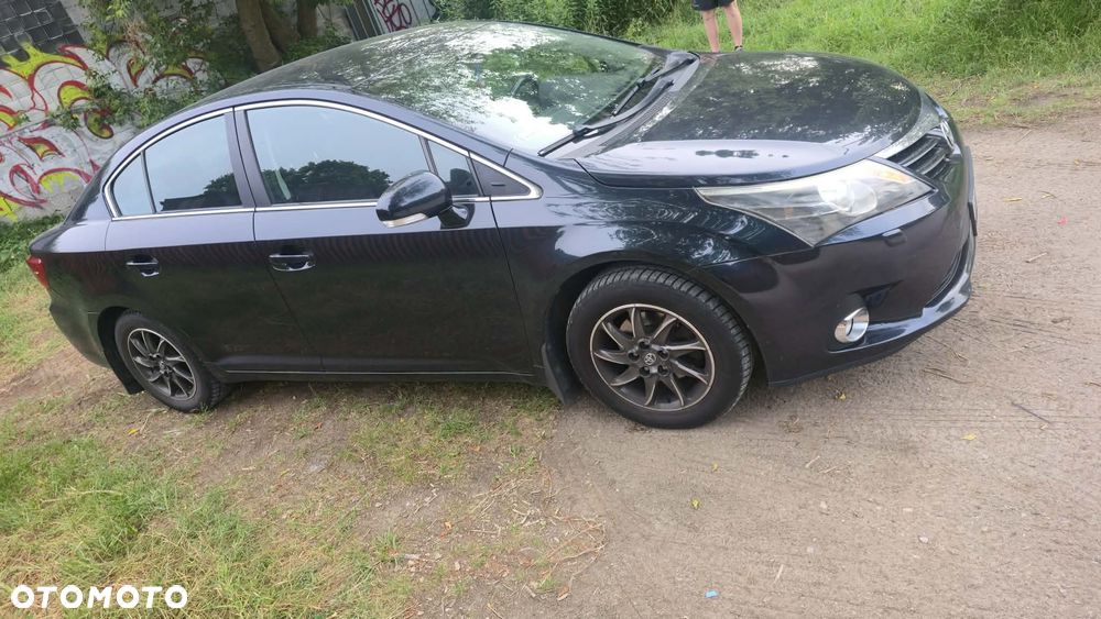 Toyota Avensis 1.8 Premium - 7