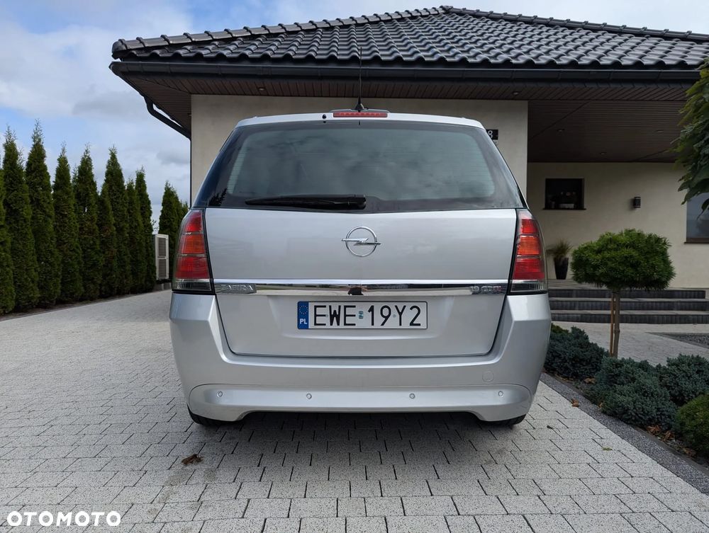 Opel Zafira - 19
