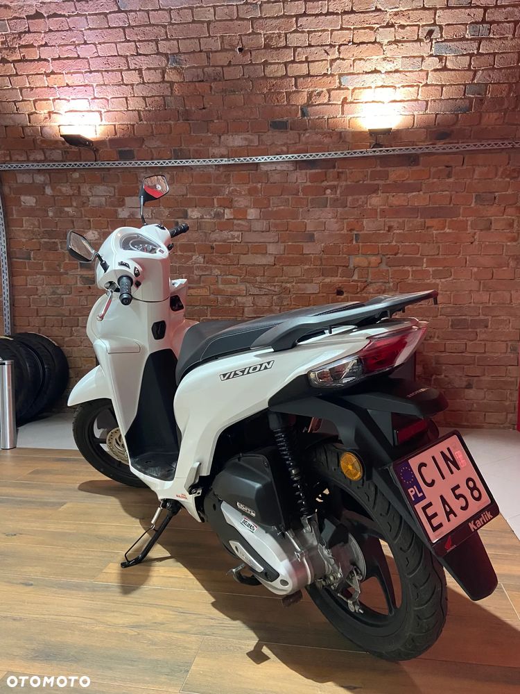 Honda Vision - 3