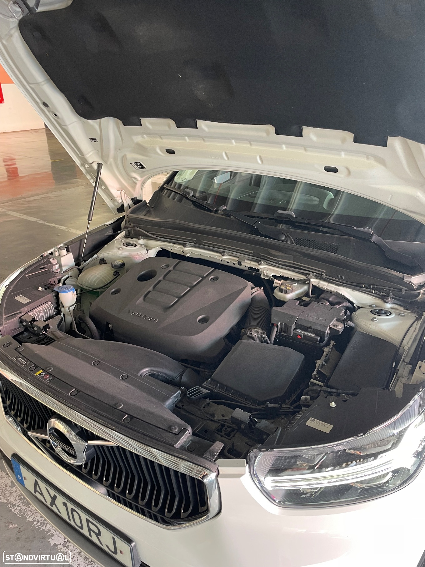 Volvo XC 40 2.0 D3 Momentum Geartronic - 15