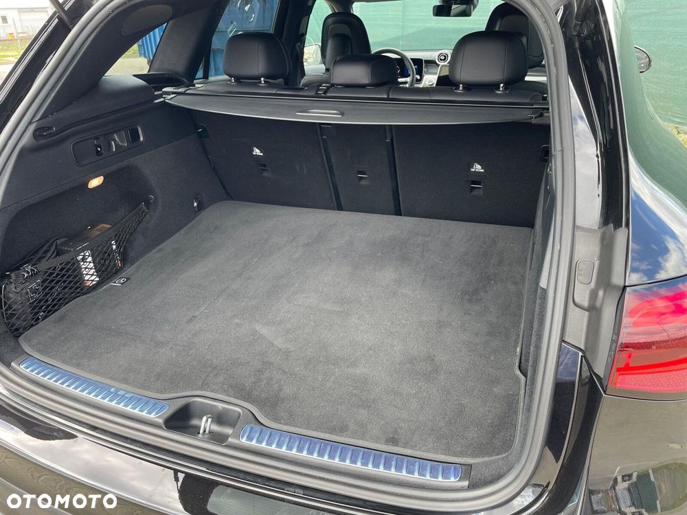 Mercedes-Benz GLC - 21