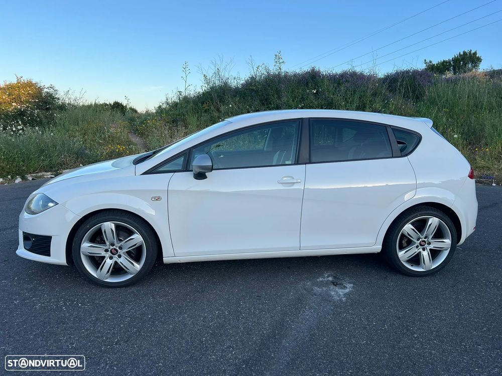 SEAT Leon 2.0 TDI FR 18 Tiago Monteiro - 4