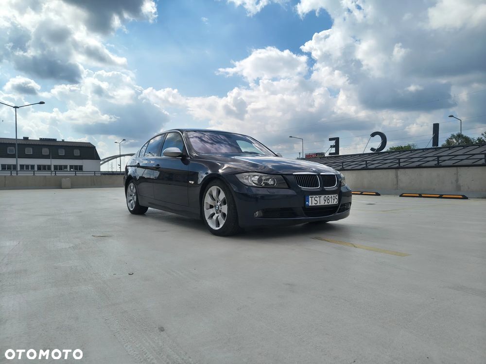 BMW Seria 3 330xi - 17