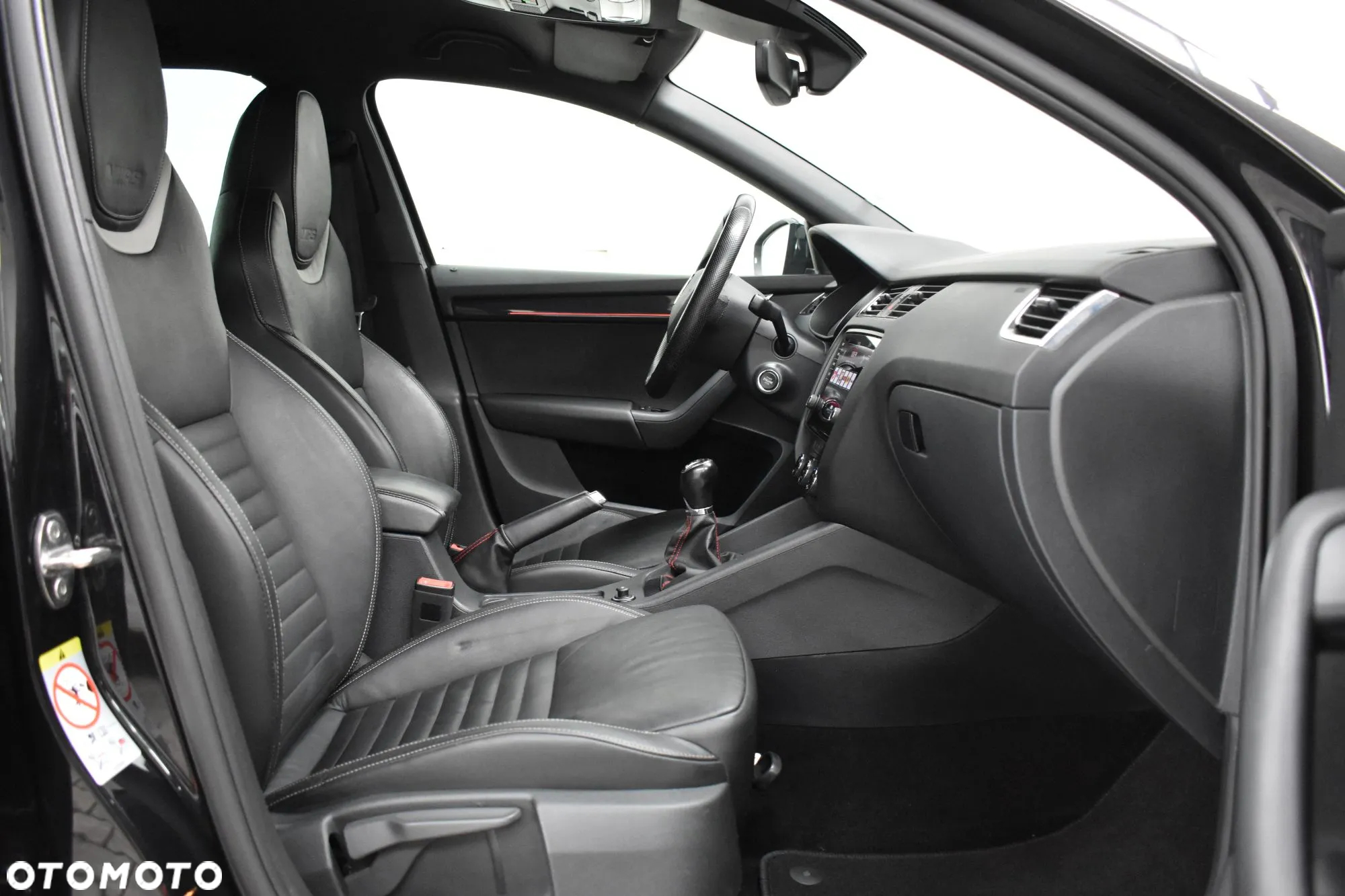 Skoda Octavia Combi 2.0 TSI RS - 23