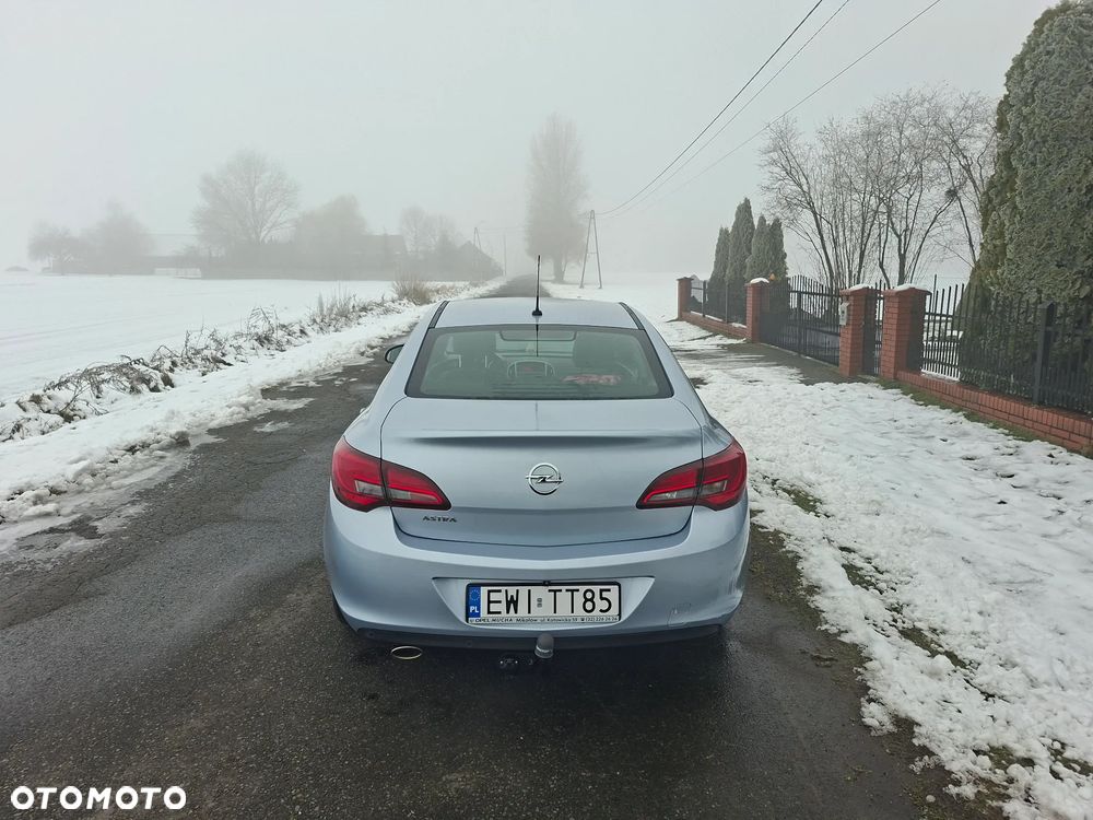 Opel Astra 1.4 T Executive EU6 - 6