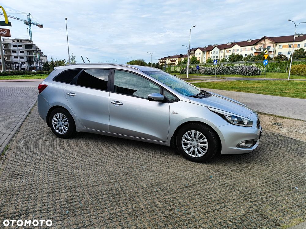 Kia Ceed 1.6 CRDi M - 4