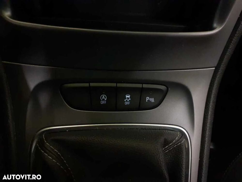 Opel Astra 1.5 D Start/Stop Sports Tourer 2020 - 9
