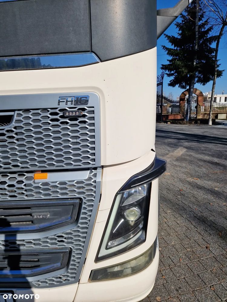 Volvo FH 16 700KM - 12