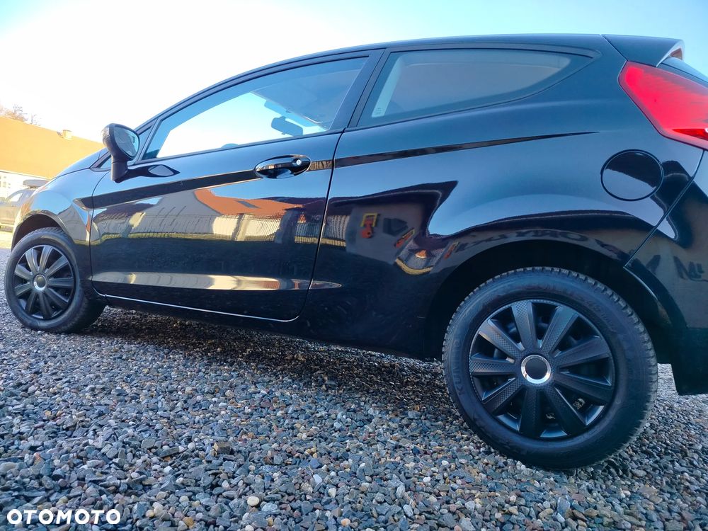 Ford Fiesta 1.25 Viva - 13