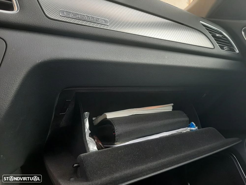 Audi Q3 2.0 TDI quattro Design S tronic - 35