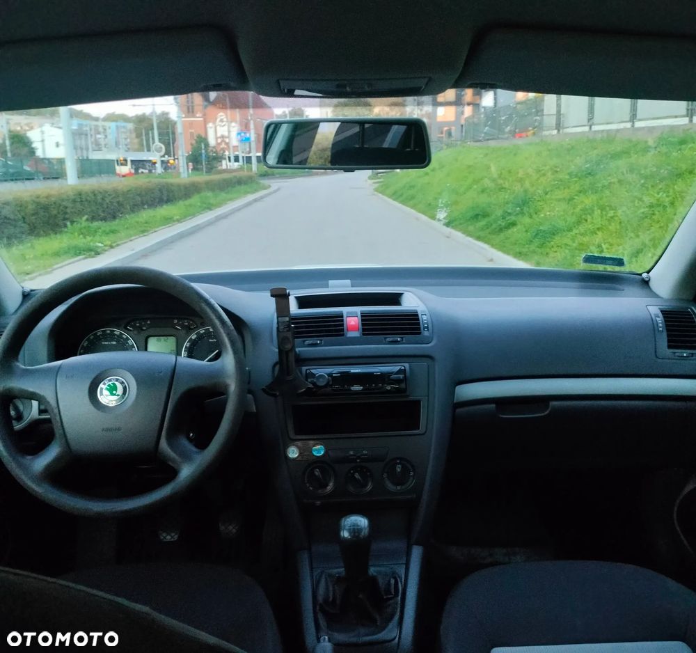 Skoda Octavia 2007 photo 3